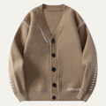 Freja Andersen | Herre strikket cardigan | afslappet V-hals knap dun