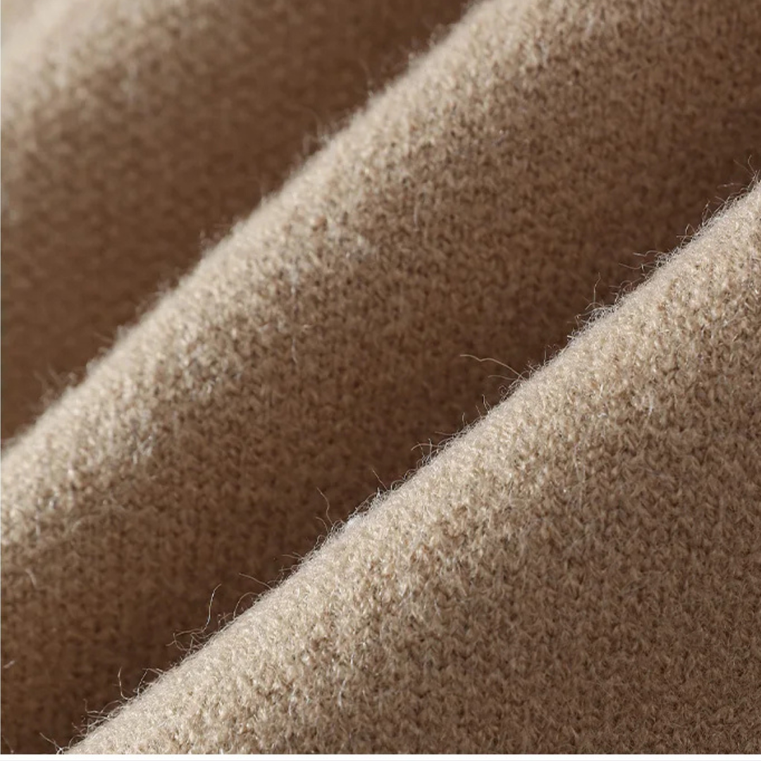Freja Andersen | Herre strikket cardigan - afslappet V-hals knap Down