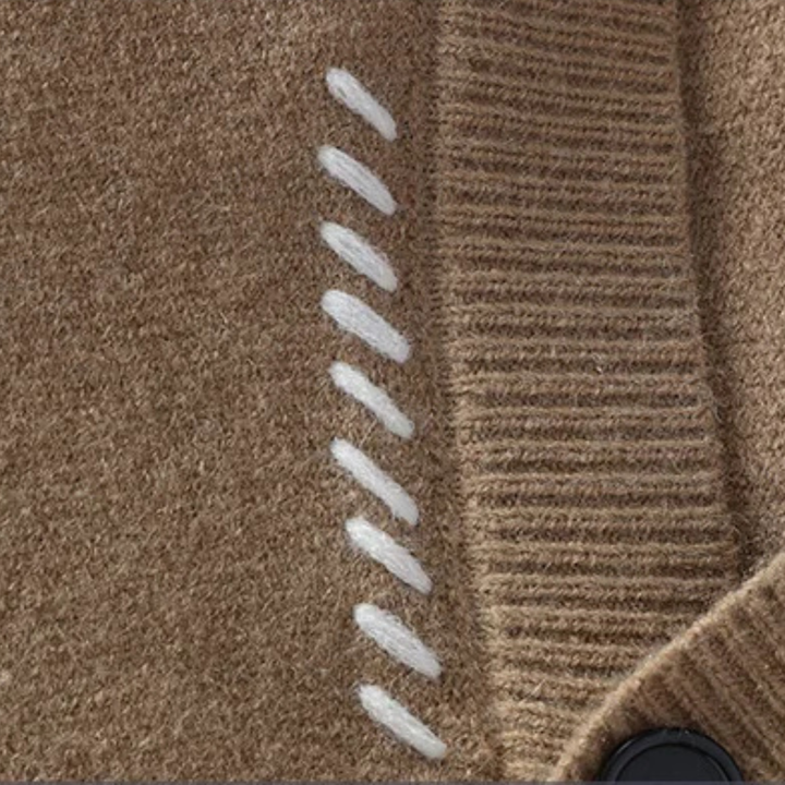 Freja Andersen | Herre strikket cardigan - afslappet V-hals knap Down