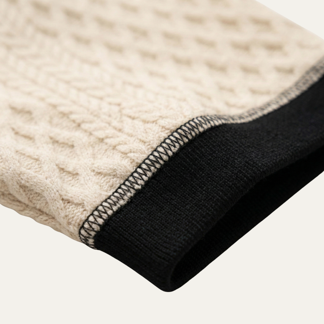 Ashridge Hill herre abrikosfarvet strikket poloshirt med Rib strik Details