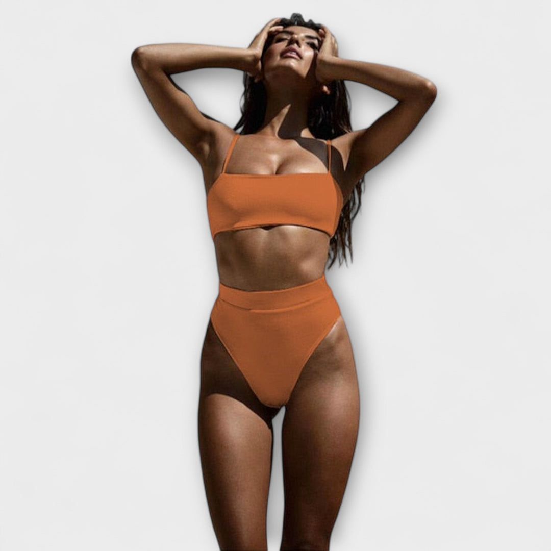 Amanda | Bikini