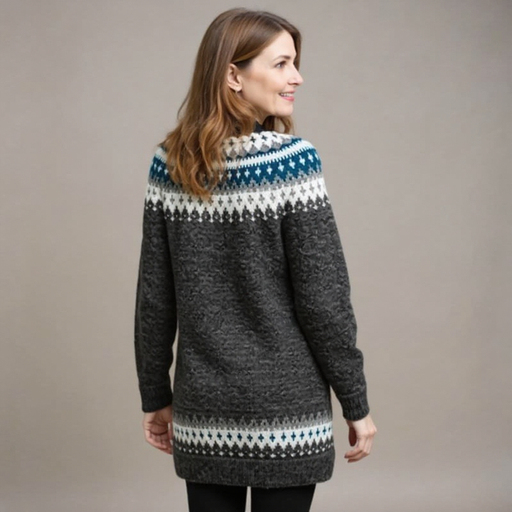 April | vintage Islandstrikpullover