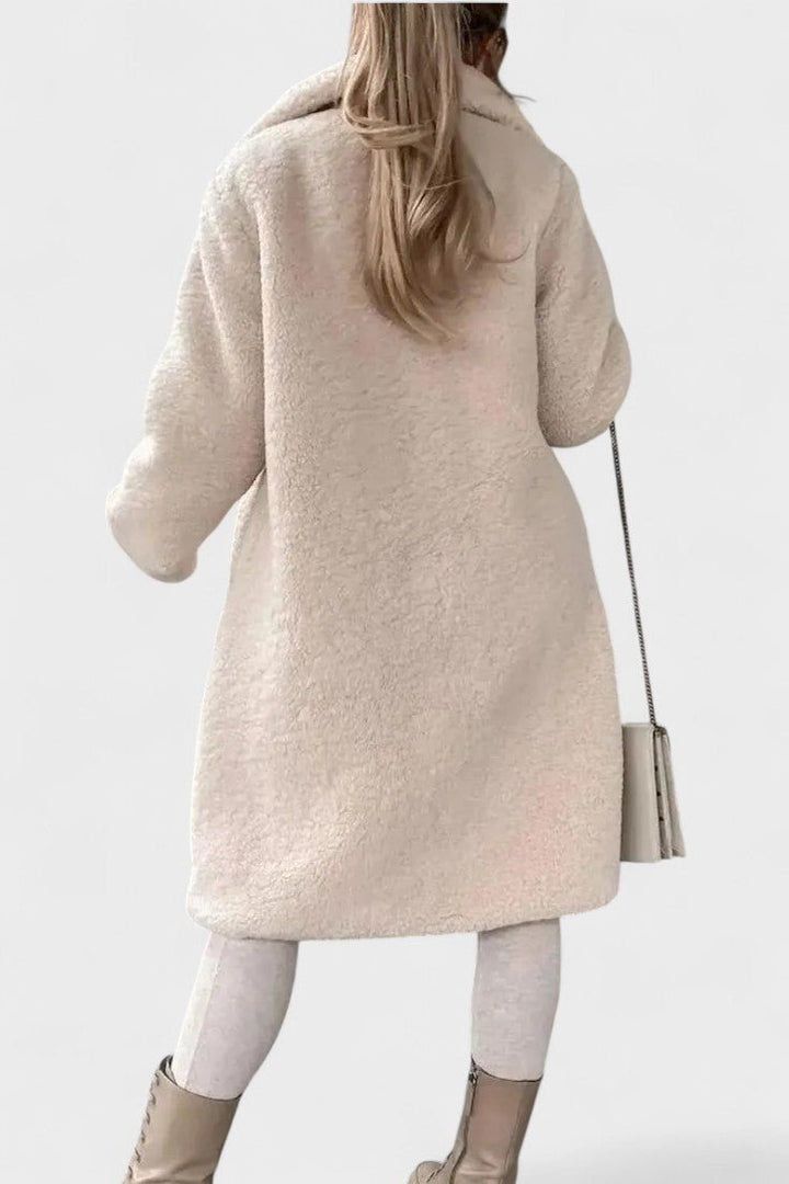 Freja Andersen | Elegant teddyjakke i luksuriøst design