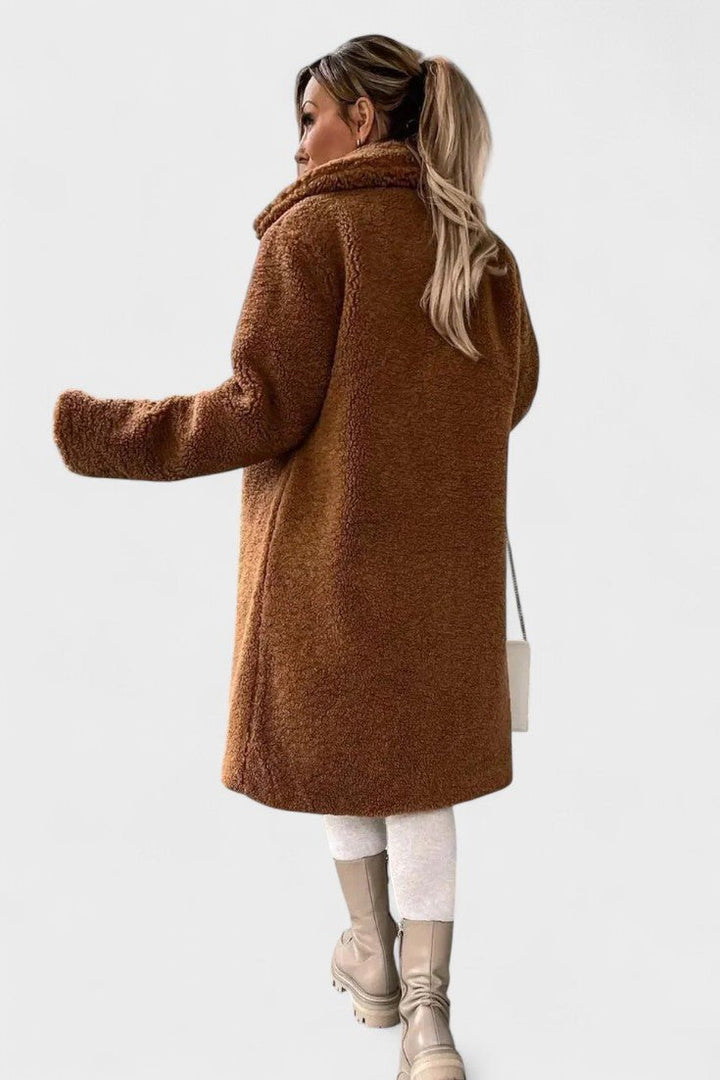Freja Andersen | Elegant teddyjakke i luksuriøst design