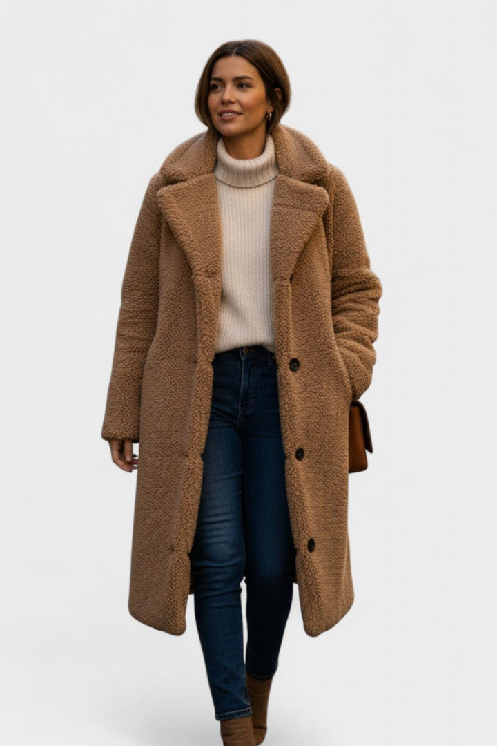 Freja Andersen | Elegant teddyjakke i luksuriøst design