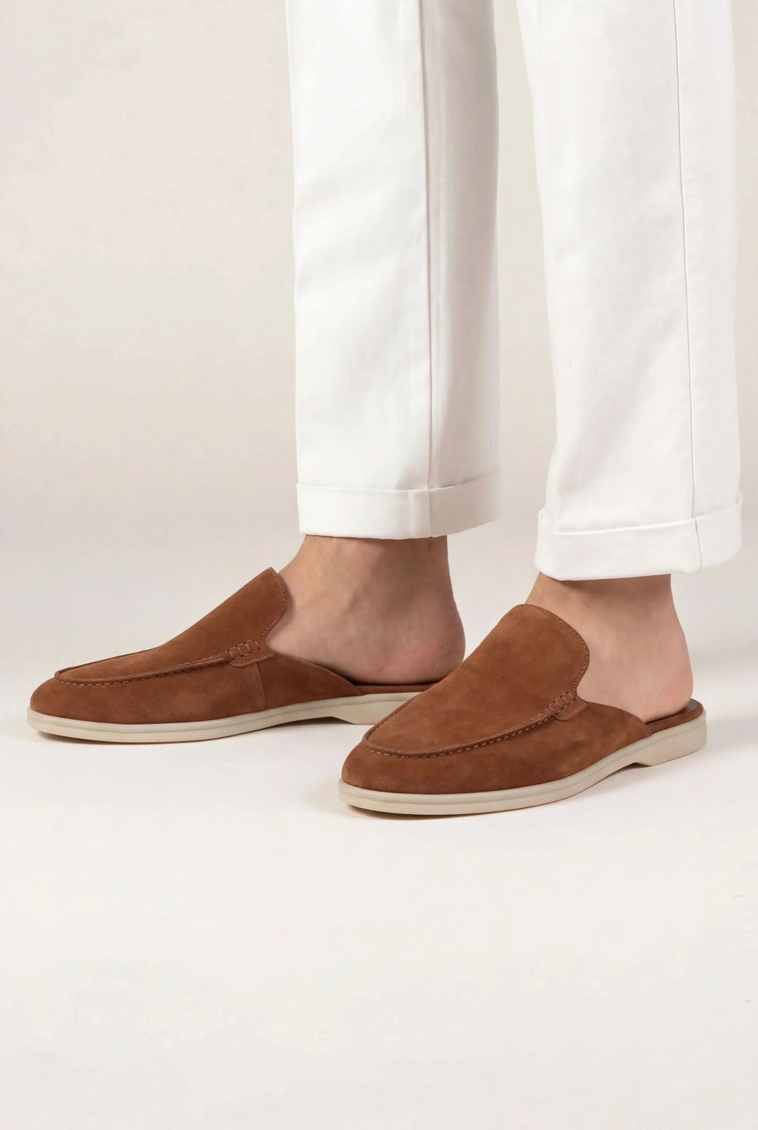 Maroon ruskinds-mule