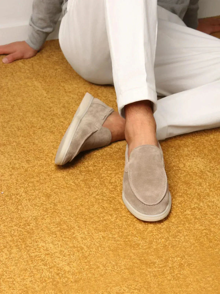 klassisk Suède Loafer lysegrå