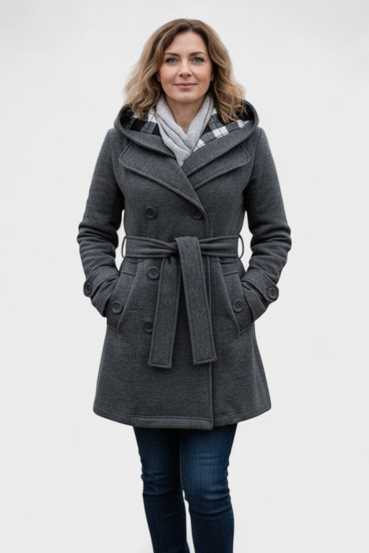Freja Andersen | Elegant dobbeltradet frakke