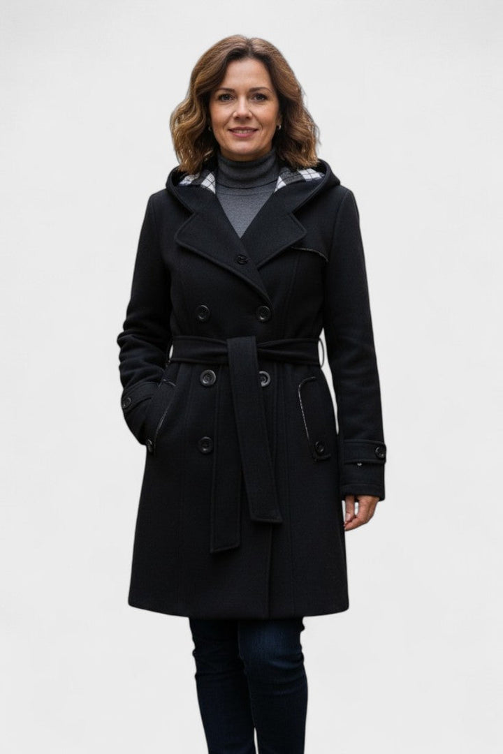 Freja Andersen | Elegant dobbeltradet frakke
