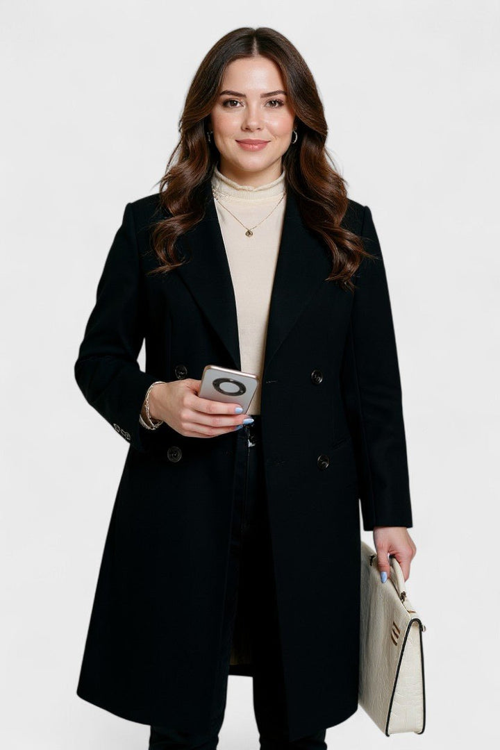 Freja Andersen | Elegant trenchcoat i klassisk design