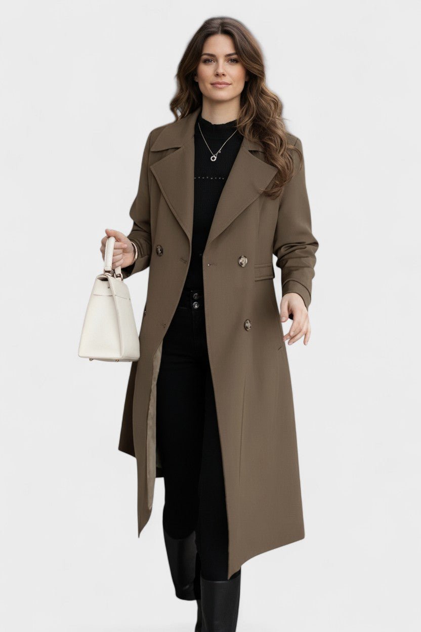 Freja Andersen | Elegant trenchcoat i klassisk design
