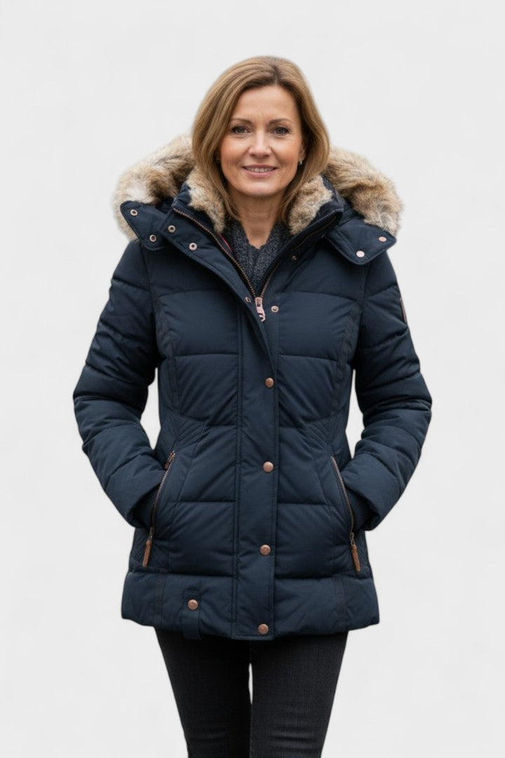Freja Andersen | Frakke med blødt pelsfor