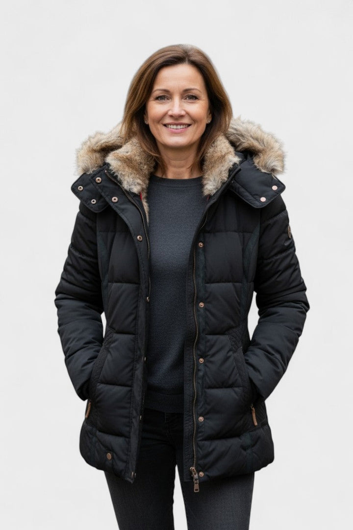 Freja Andersen | Frakke med blødt pelsfor
