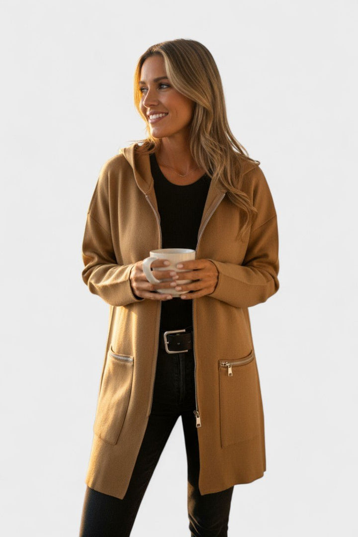 Freja Andersen | Elegant strikjakke til lag-på-lag