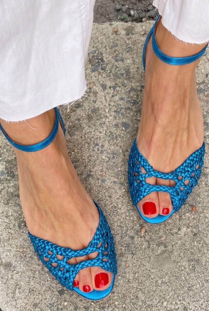 Isadora | Flettede metalliske sandaler