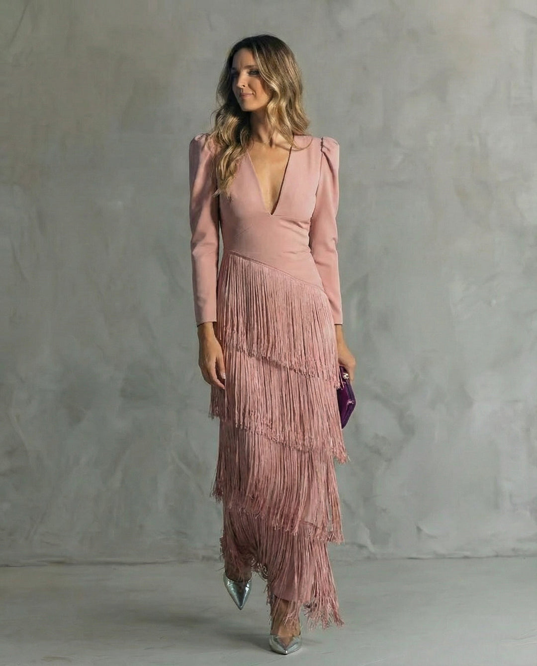 Alessia | elegant Midi Kjole med Frynseærmer