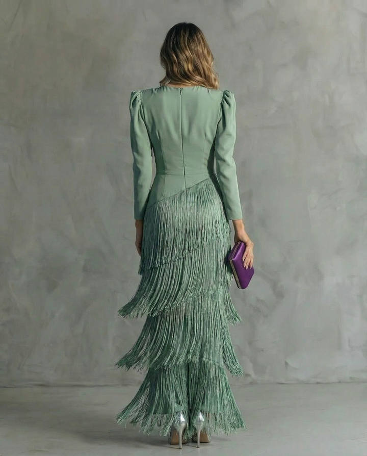 Alessia | elegant Midi Kjole med Frynseærmer