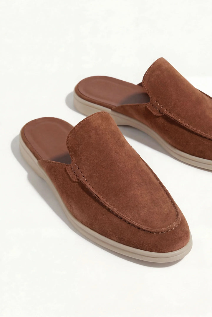 Maroon ruskinds-mule