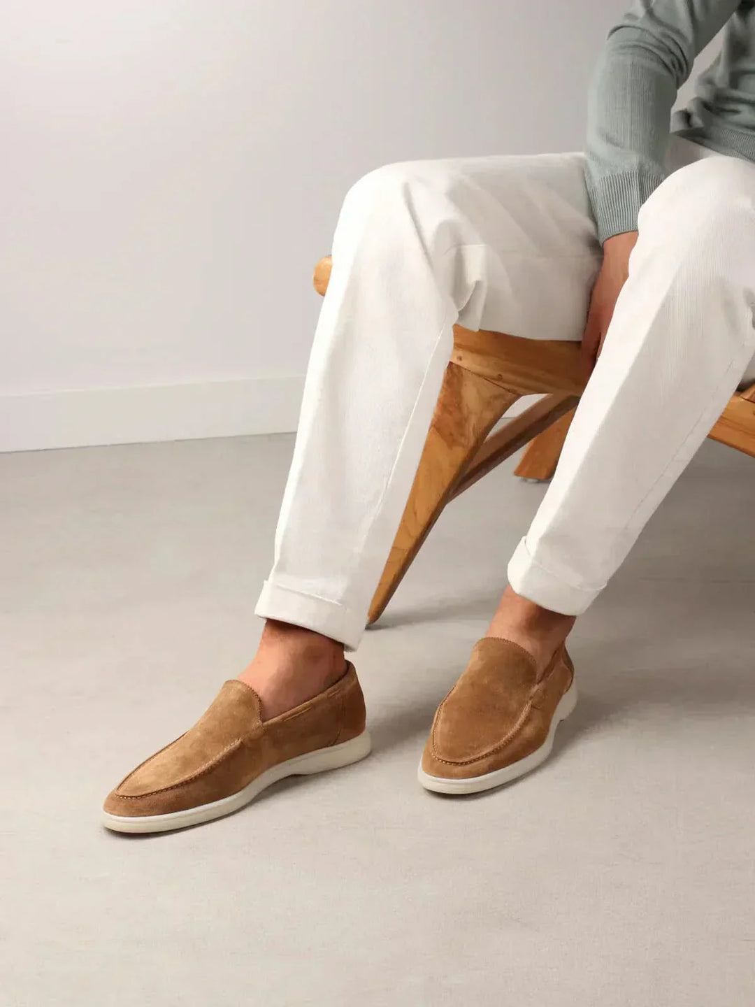 klassisk Suède Loafer Desert